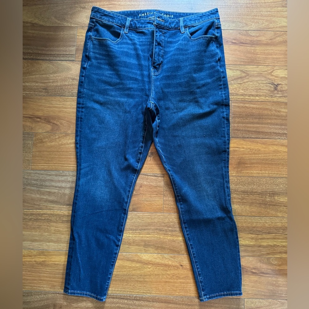 AE American Eagle Super High Rise Jeggings